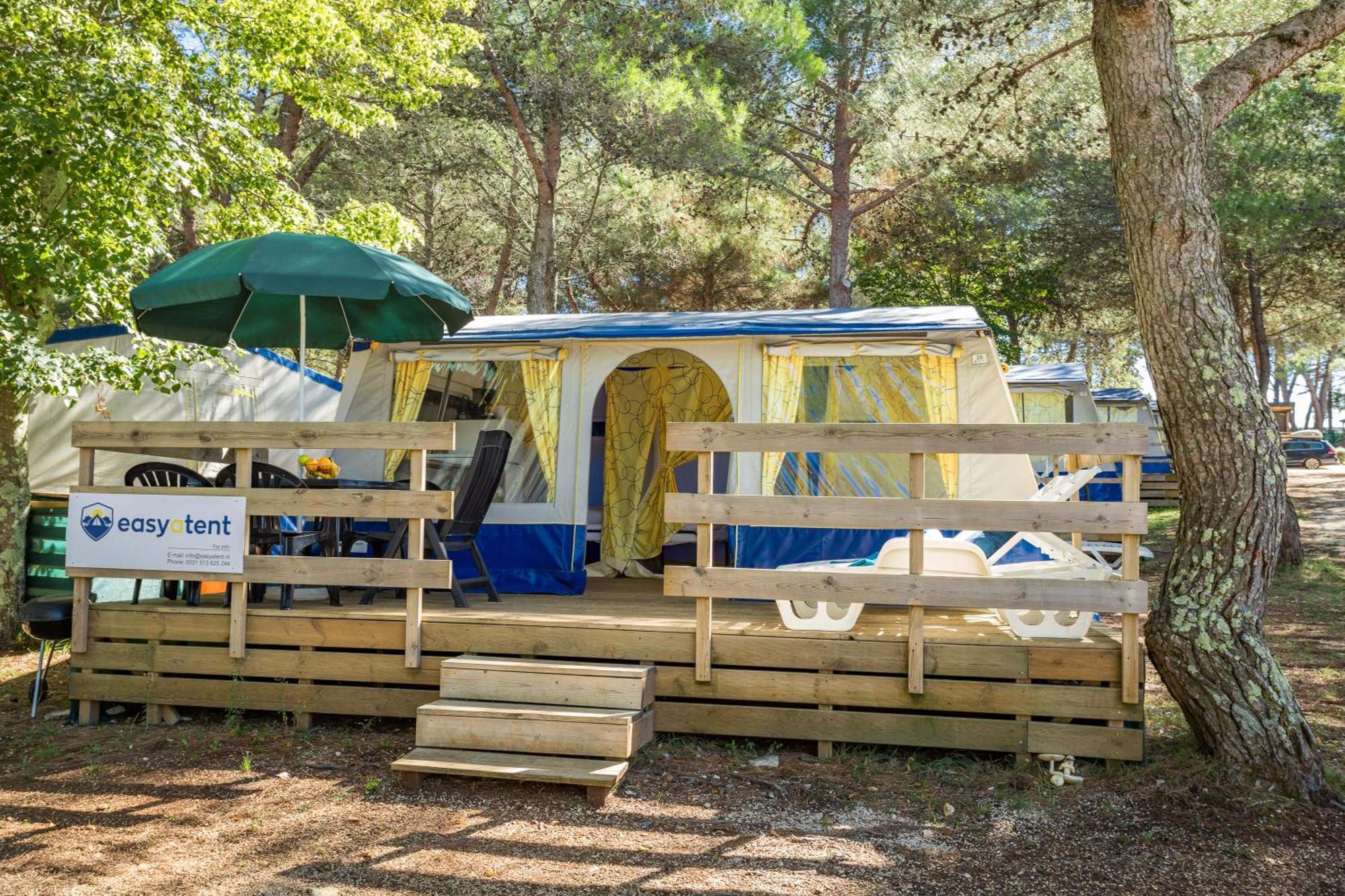 Easyatent Bungalow Tent Lanterna Červar-Porat Oda fotoğraf
