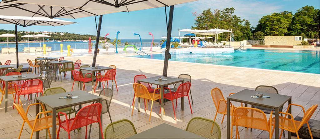 Easyatent Bungalow Tent Lanterna Červar-Porat Dış mekan fotoğraf
